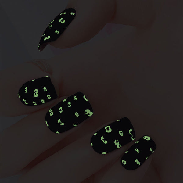 I see you!- Halloween Design