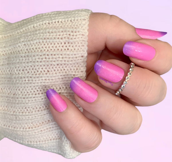 Royal Purple-Thermal Color Changing (Bright Purple to Vibrant Pink)